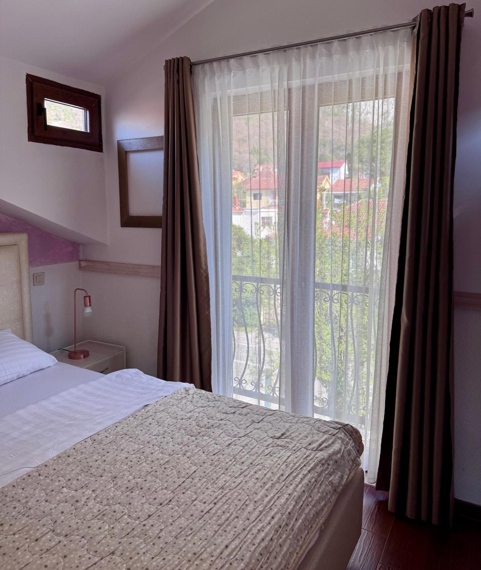 Bocche Di Cattaro Apartments Екстериор снимка